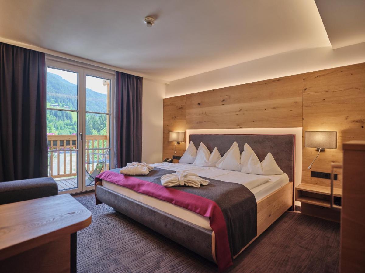 Deluxe Double Room Balcony